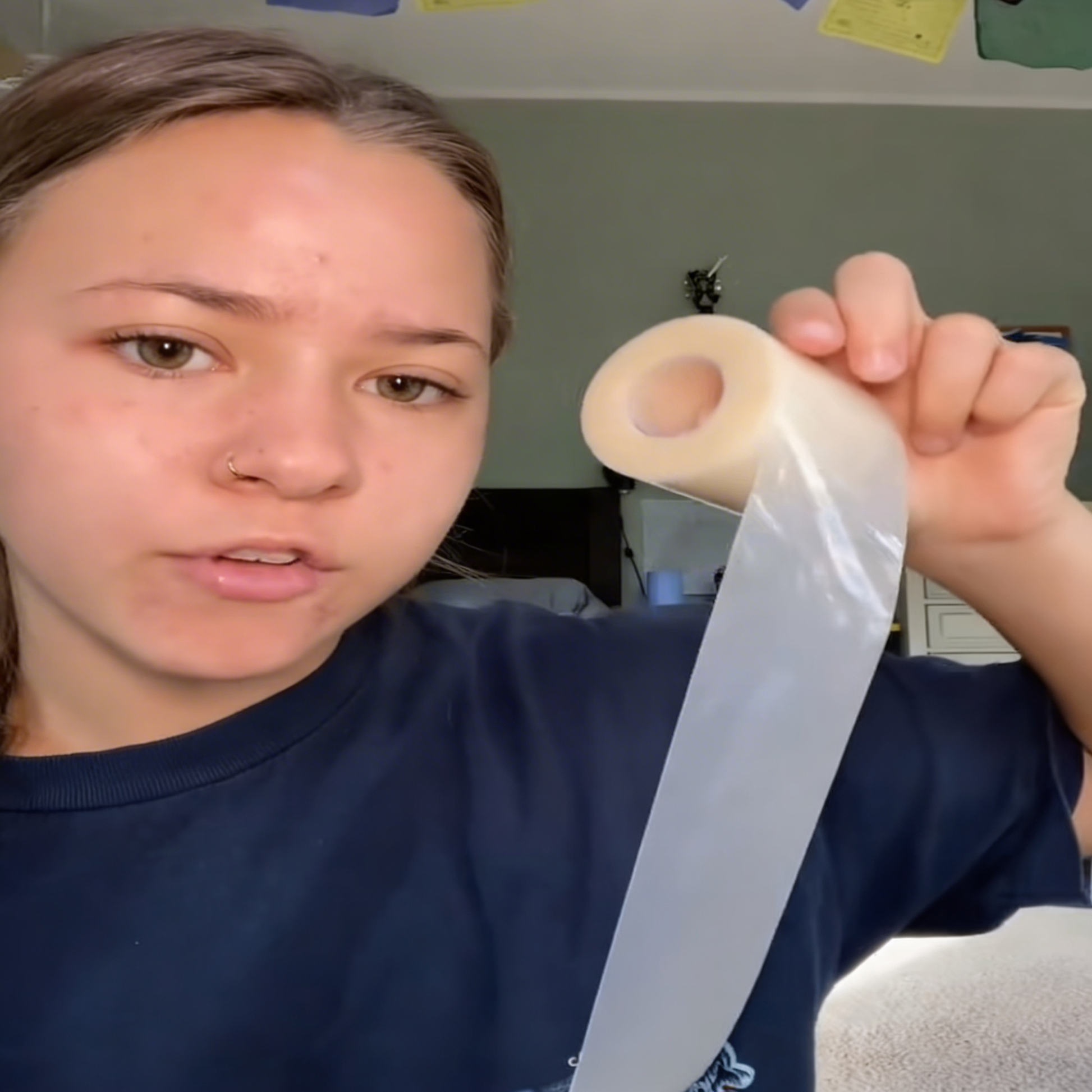 Hydrocolloid roll for pimple and acne